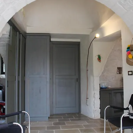 Ostuni,trullo Fiabesco Con Piscina Apartment